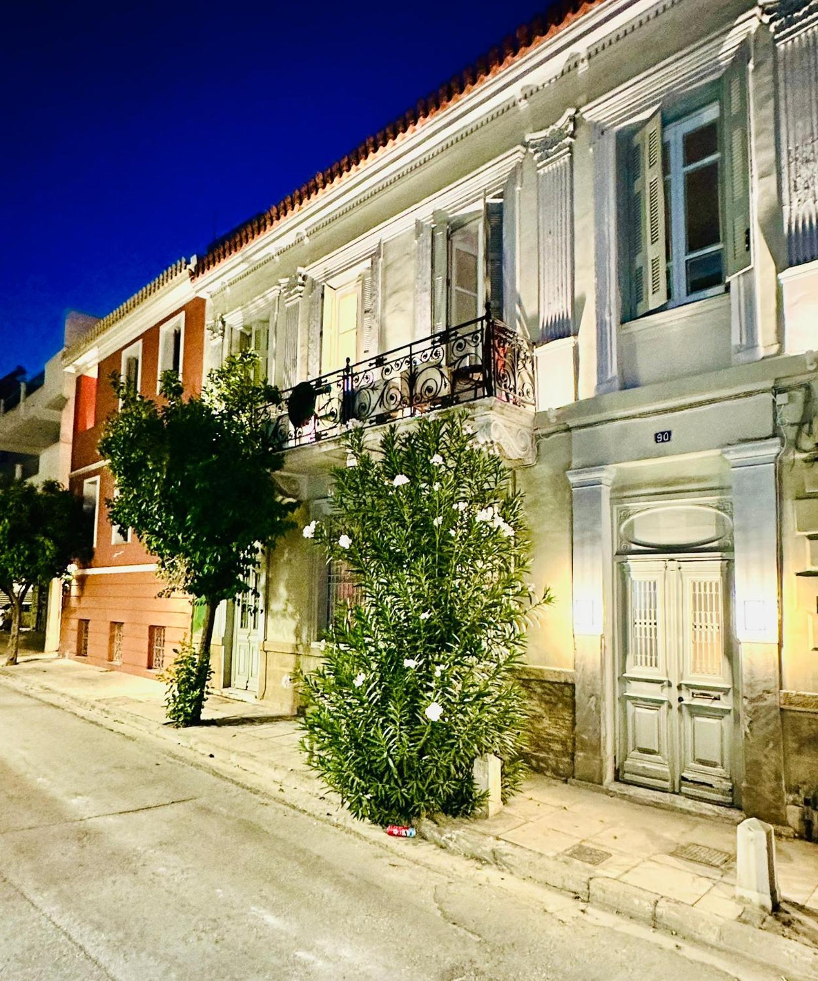 Pink Lemon Hostel Athens Exterior photo